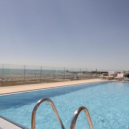 קאורלה Hotel Monaco מראה חיצוני תמונה