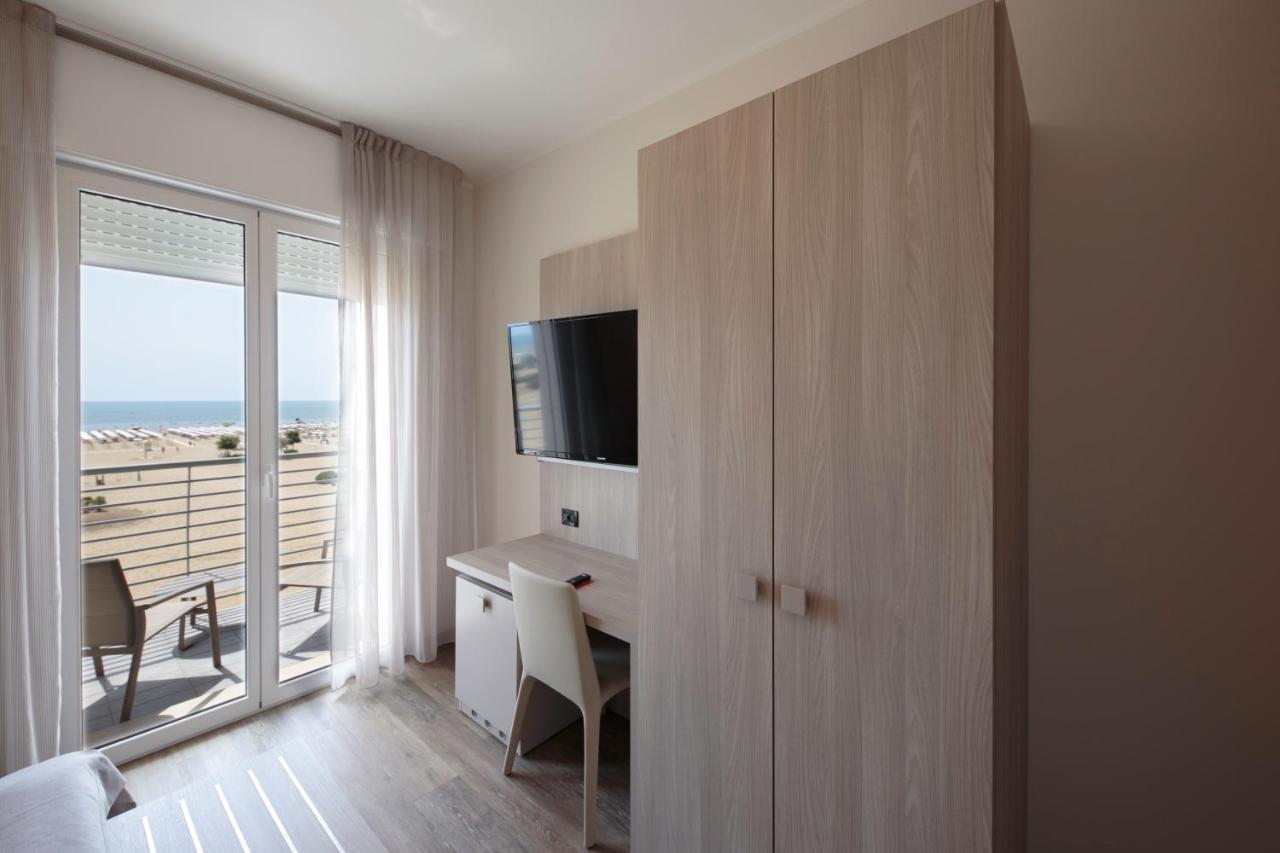 קאורלה Hotel Monaco מראה חיצוני תמונה