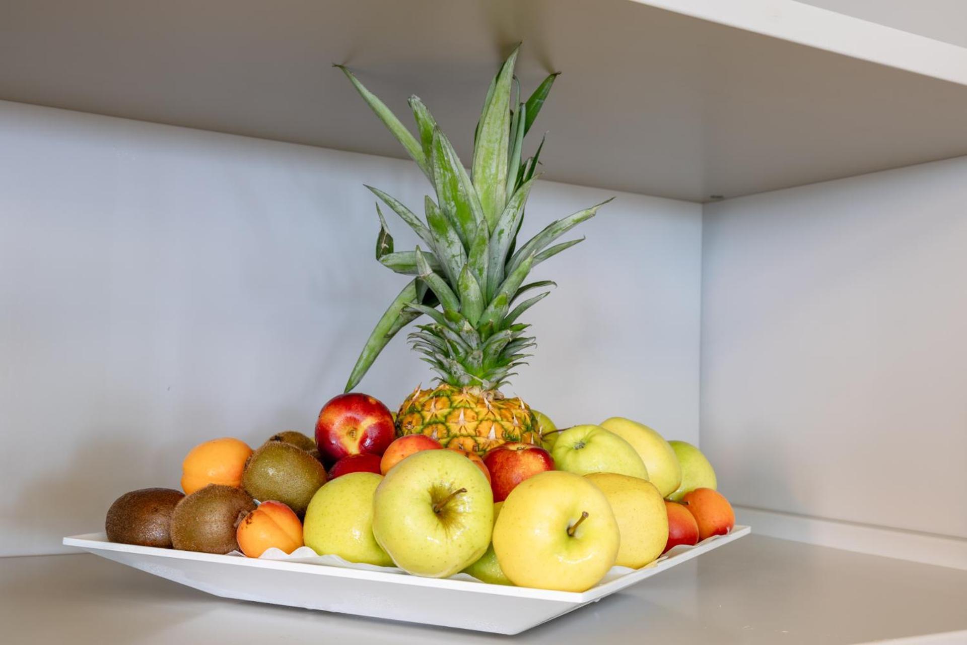 קאורלה Hotel Monaco מראה חיצוני תמונה
