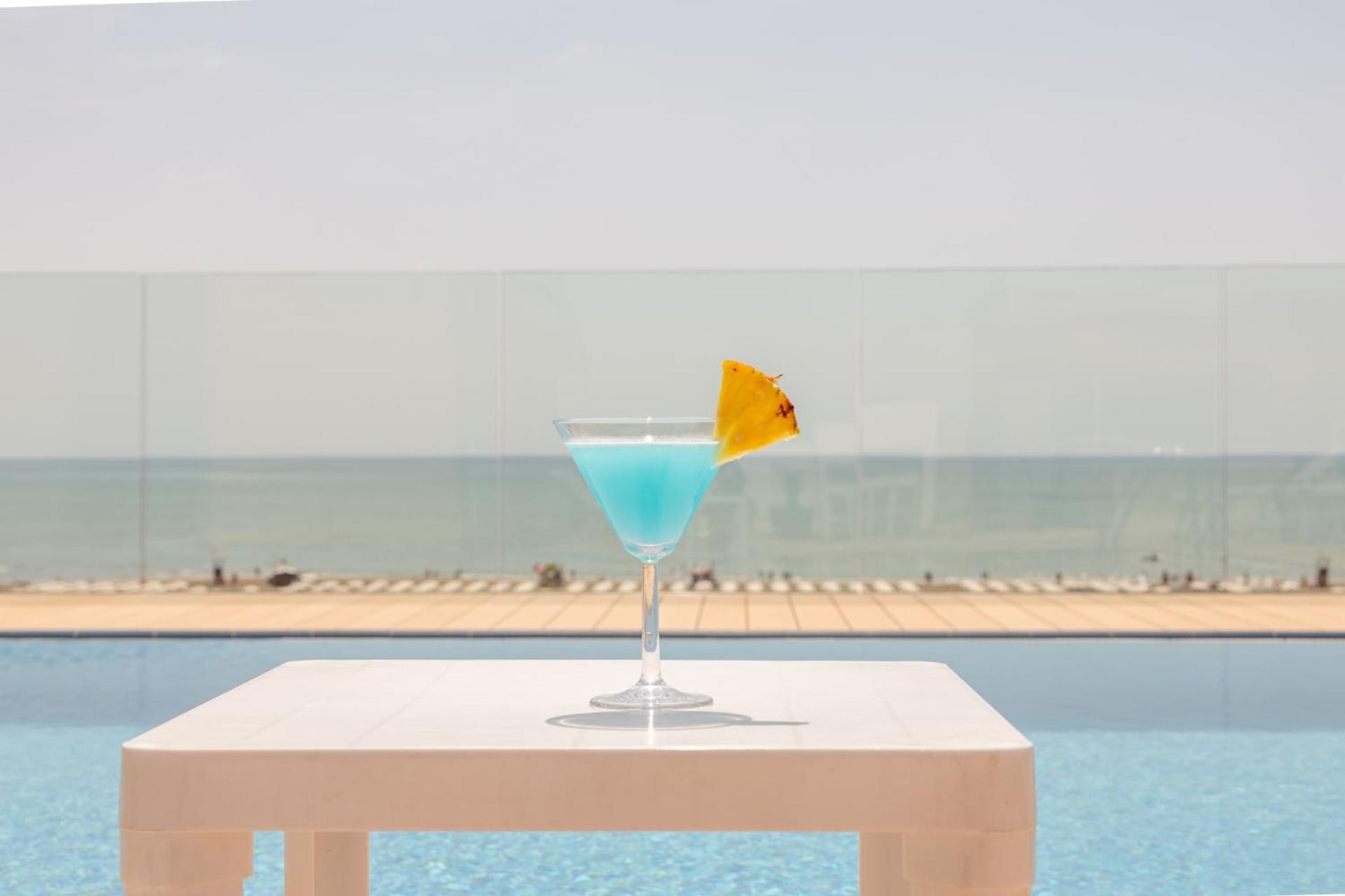 קאורלה Hotel Monaco מראה חיצוני תמונה